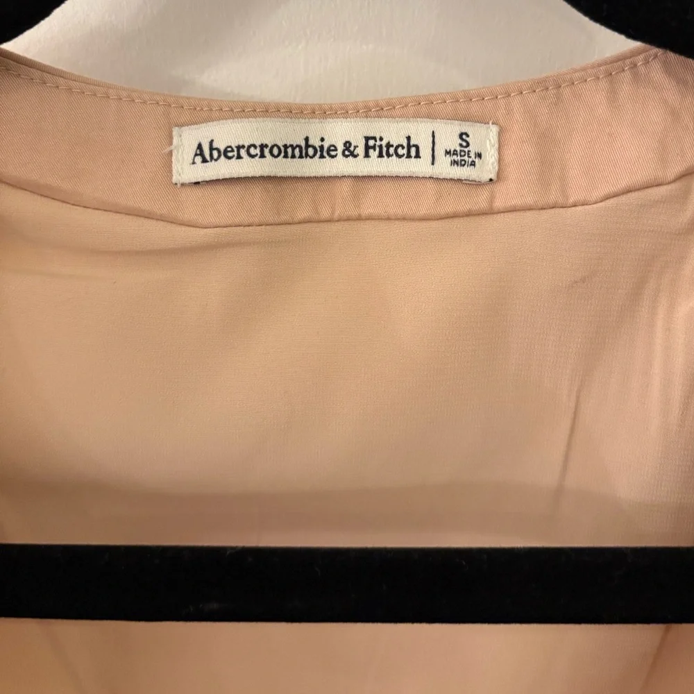 Abercrombie & Fitch tan cotton vest - Picture 3 of 4